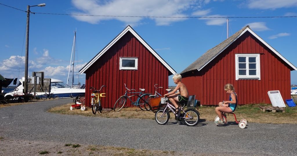 Rowerowa wyprawa z dziećmi - Szwecja, jaką znacie z książek