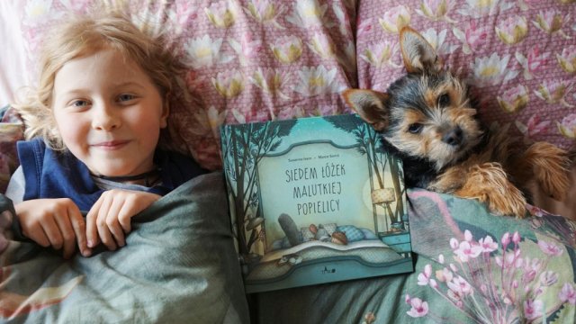 Siedem łóżek malutkiej Popielicy - książka dla tych, co się boją sami spać