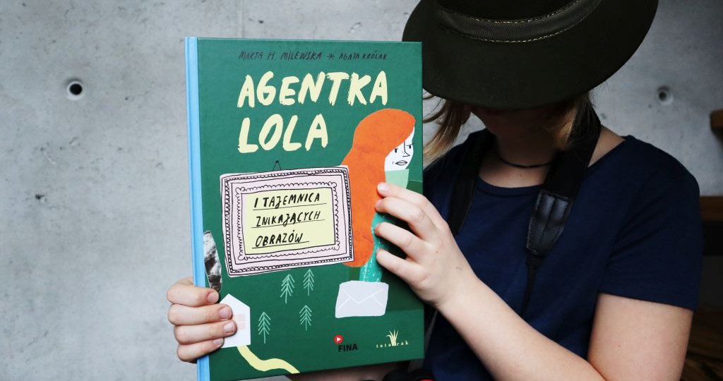 Agentka Lola i tajemnica znikających obrazów - książka i audiobook